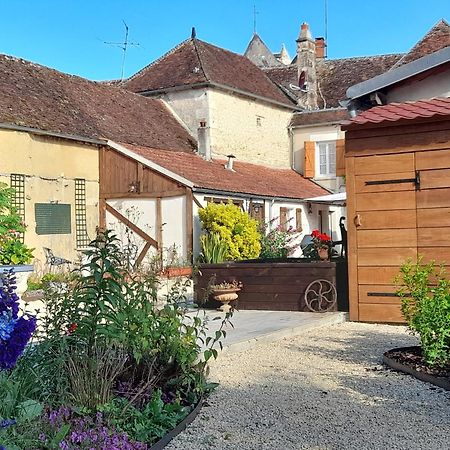 Aux Sources De Ouanne Bed & Breakfast Luaran gambar