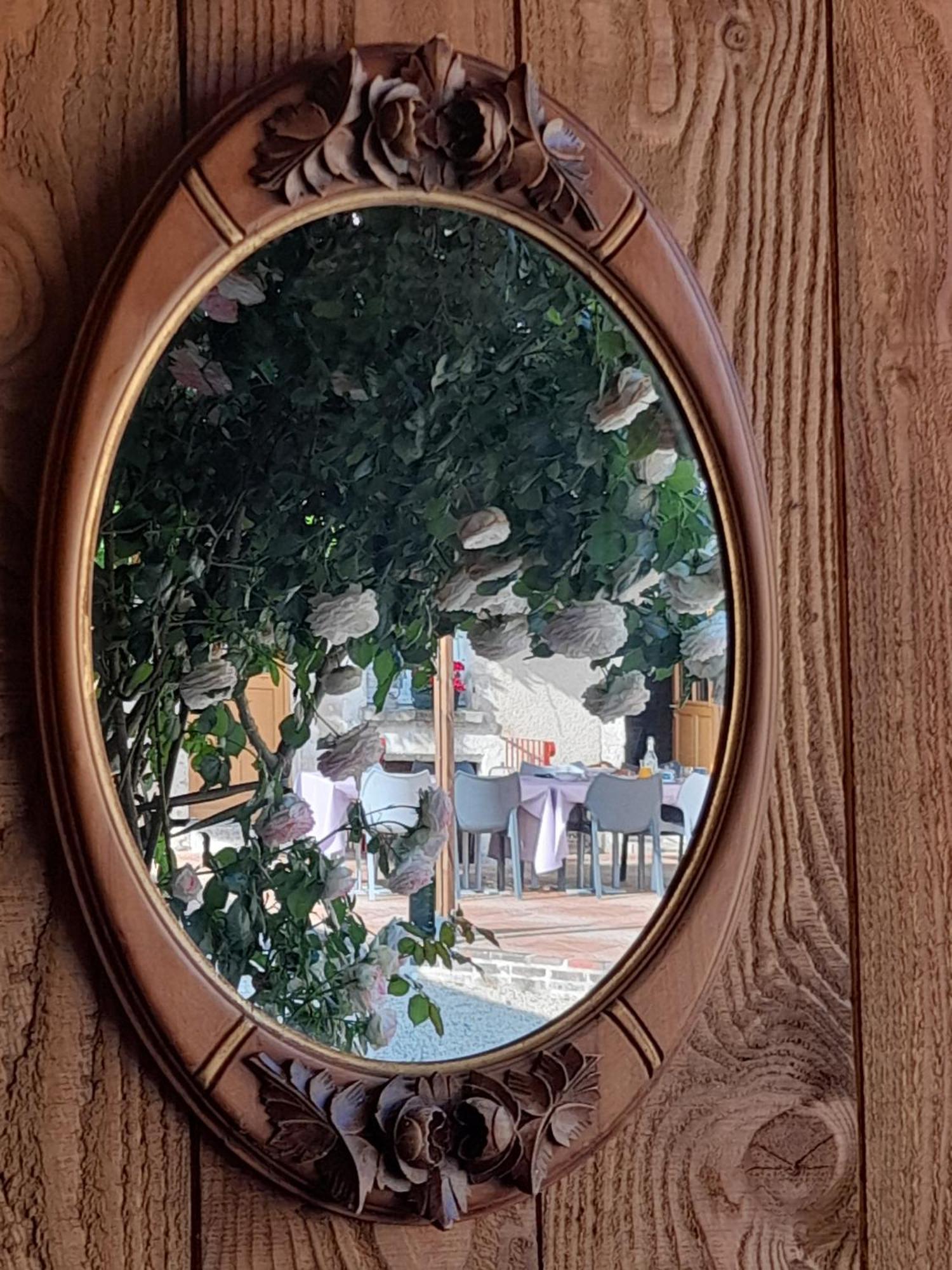 Aux Sources De Ouanne Bed & Breakfast Luaran gambar