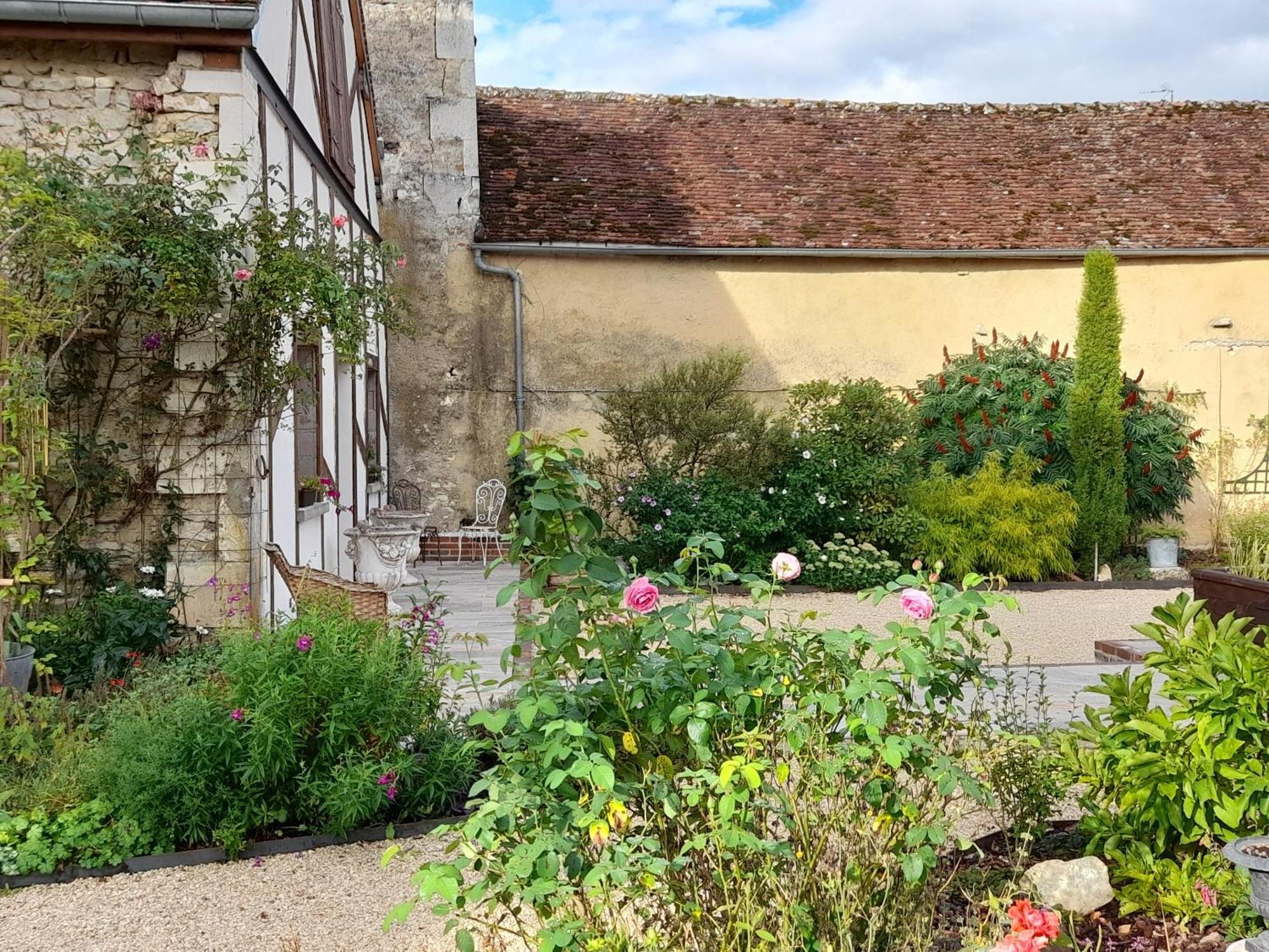 Aux Sources De Ouanne Bed & Breakfast Luaran gambar