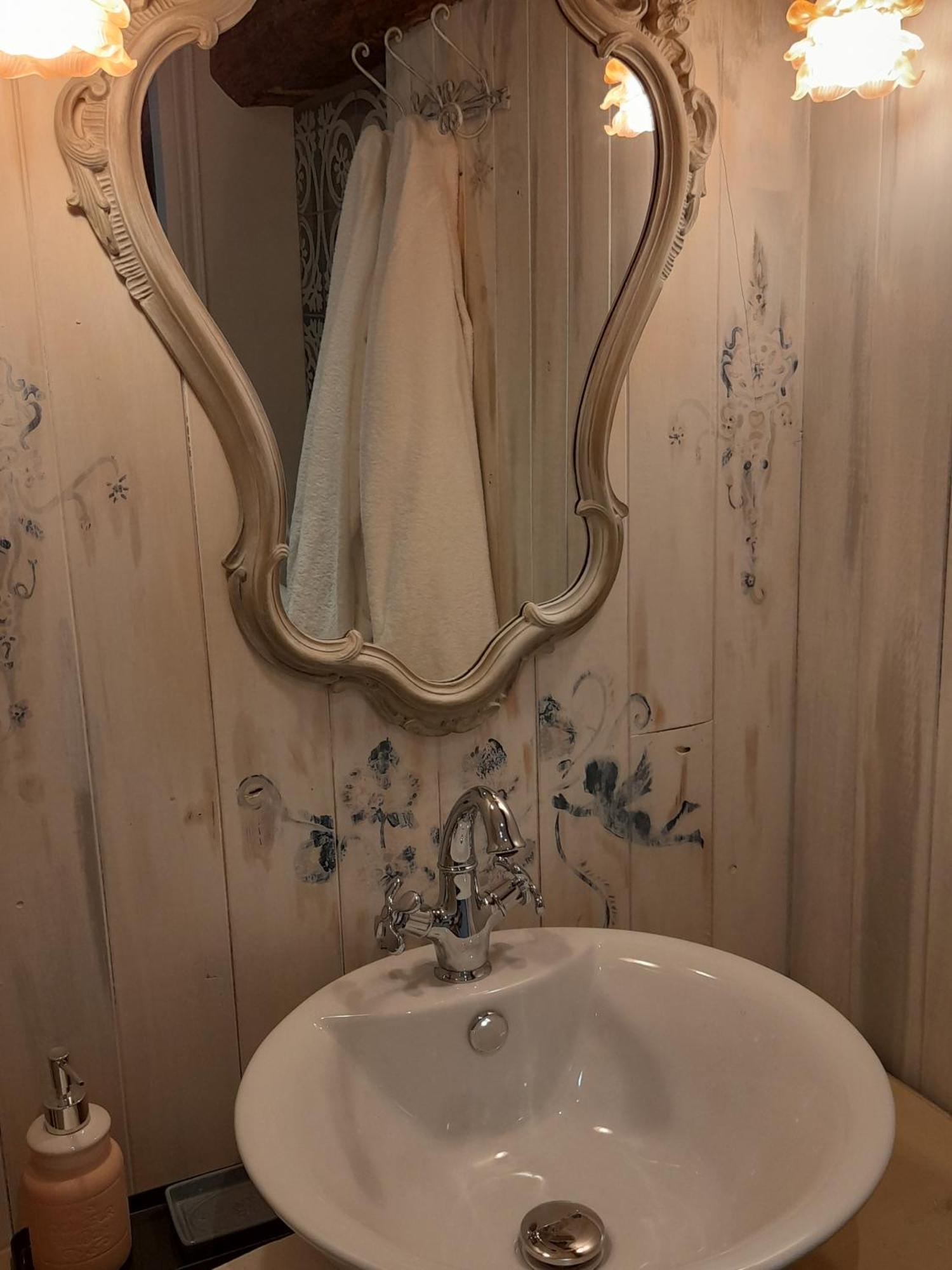 Aux Sources De Ouanne Bed & Breakfast Bilik gambar